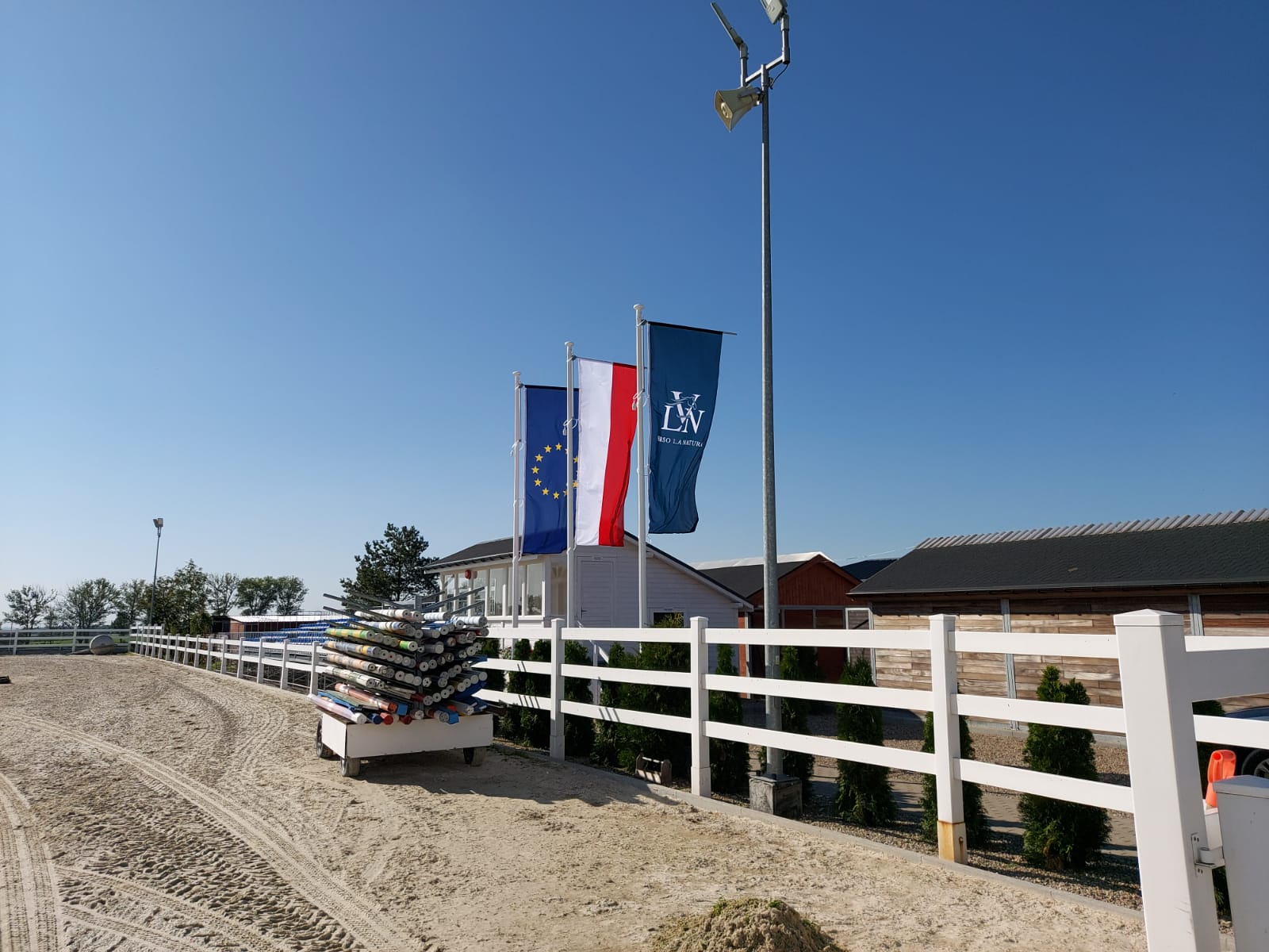 Dla zawodników: Dostępność placu i hali w środę 23.09